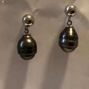 Tahitian pearl earrings